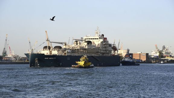 Gas Agility LNG Bunkerschip in de haven van Rotterdam