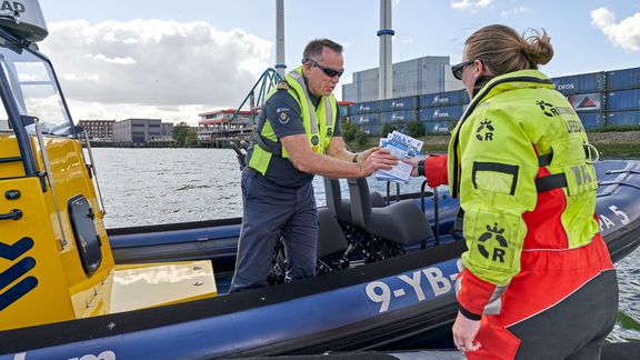 Watersteward op het water