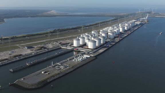 Das HES Hartel Tank Terminal auf der Maasvlakte