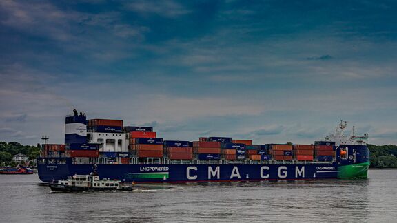 Containership CMA CGM Tivoli