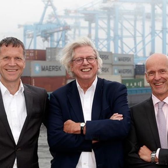 Havenbedrijf Rotterdam, Deltalinqs en vakbond CNV starten het Rotterdams Initiatief Sociale Innovatie