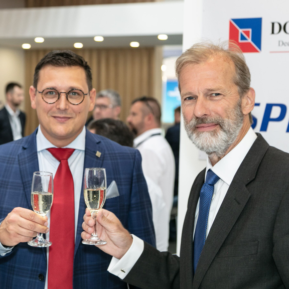 Lukasz Greinke, president of the board of the port of Gdansk Authority and Allard Castelein, CEO Port of Rotterdam Authority at Transport Logistic München