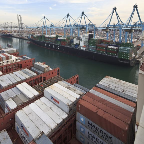 Research on shore based power at terminals Port of Rotterdam