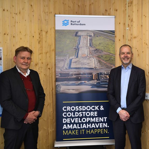 Jan Buijze (APM Terminals Maasvlakte II), Hans Nagtegaal (Hafenbetrief Rotterdam) und Marijn Visser (Maersk)