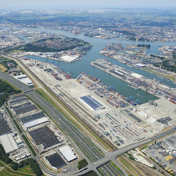 Aerial view of Vondelingenweg